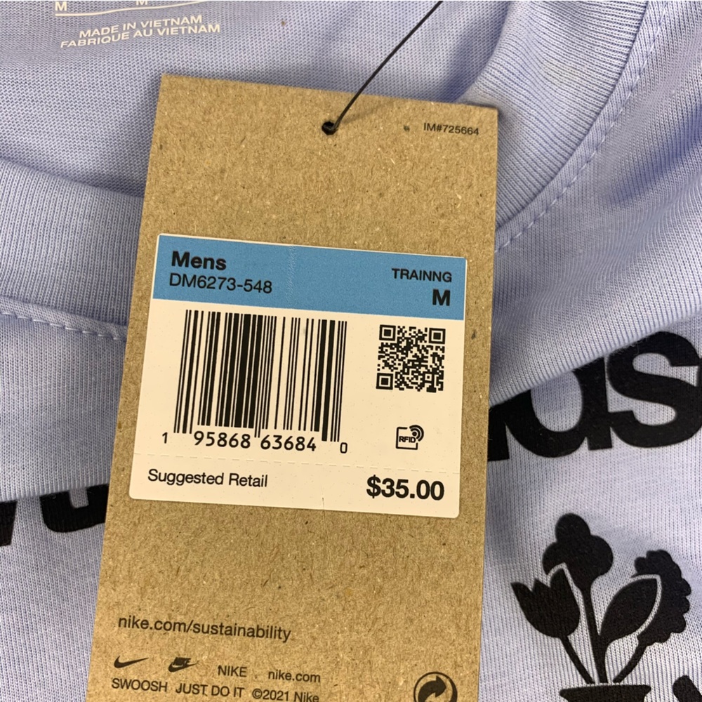 Nike Tee - Picture 4 of 5